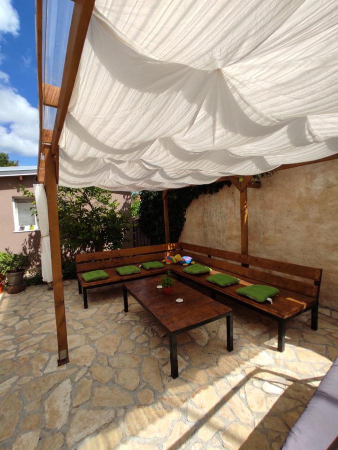 Apartmani Amans Пула Экстерьер фото