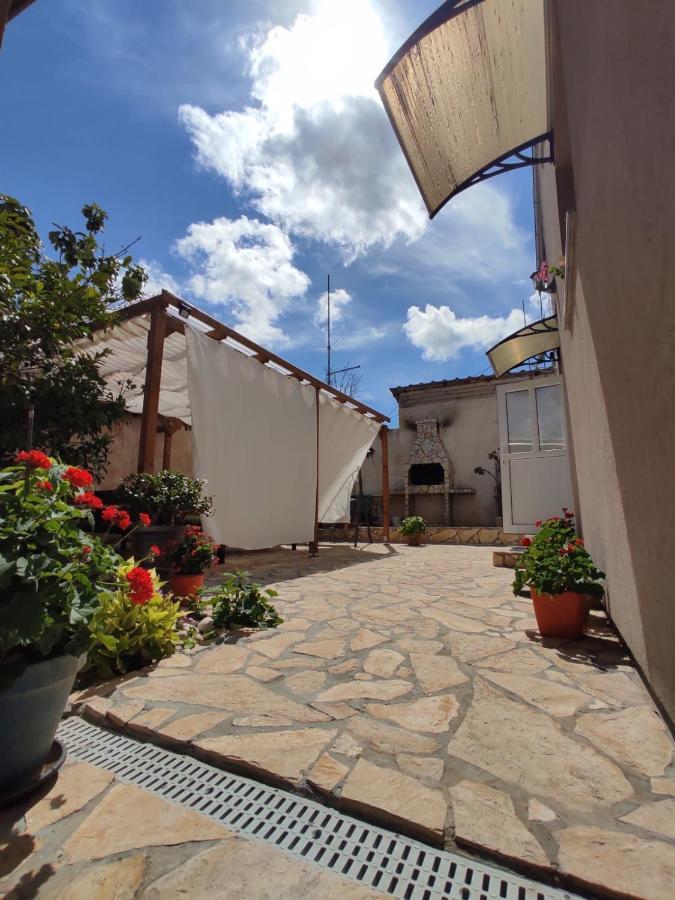 Apartmani Amans Пула Экстерьер фото
